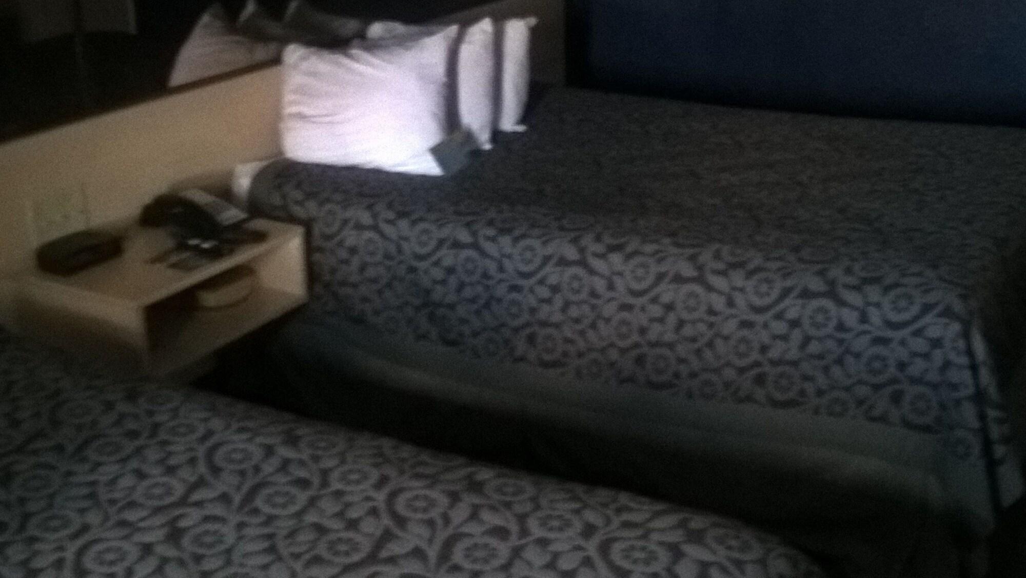 Days Inn & Suites By Wyndham Hutchinson Εξωτερικό φωτογραφία